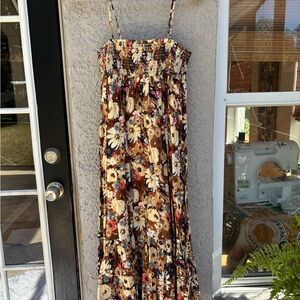 NATURAL LIFE Floral Midi lined Dress with Spaghetti Straps NWOT 100% cotton